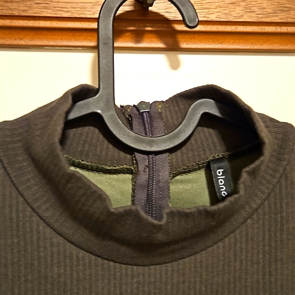 Turtle neck bodycon stretchy dress Olive color size L, fits as a Small - Picture 4 of 6